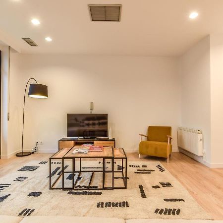 Apartamento En Plaza De Canalejas Apartment Madrid Exterior photo