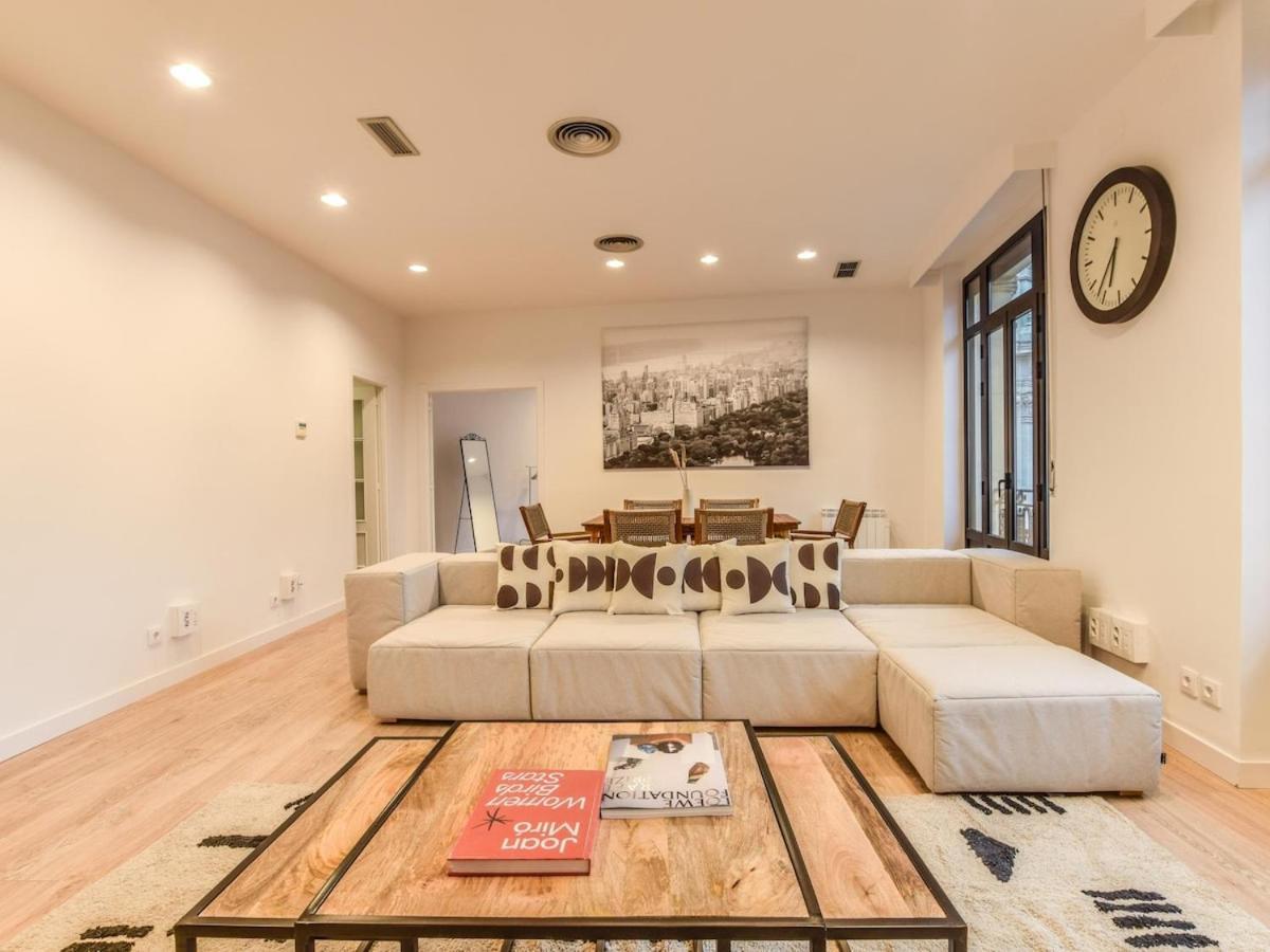 Apartamento En Plaza De Canalejas Apartment Madrid Exterior photo