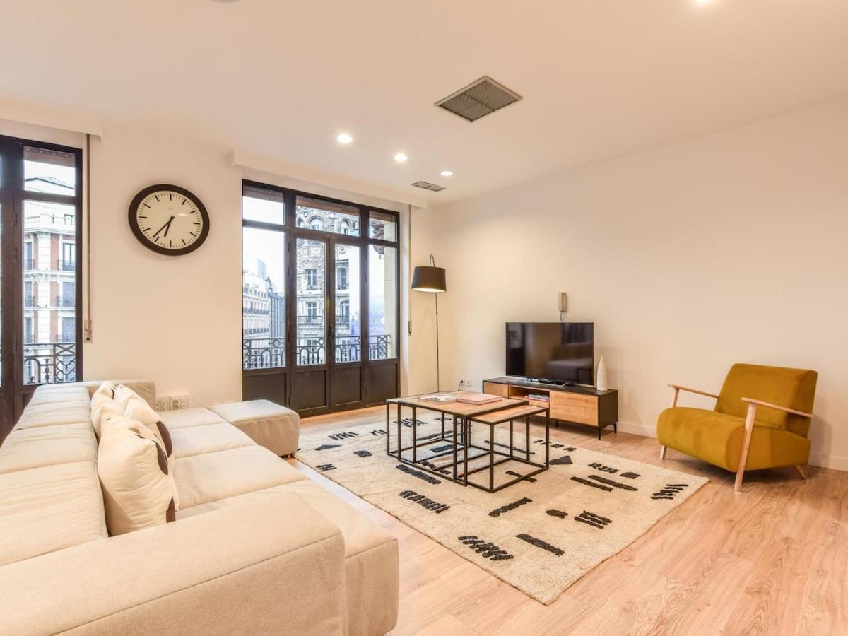 Apartamento En Plaza De Canalejas Apartment Madrid Exterior photo